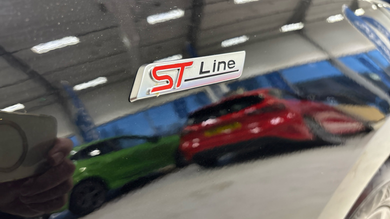 Ford Focus 1.0 EcoBoost ST-Line 5dr Petrol Hatchback